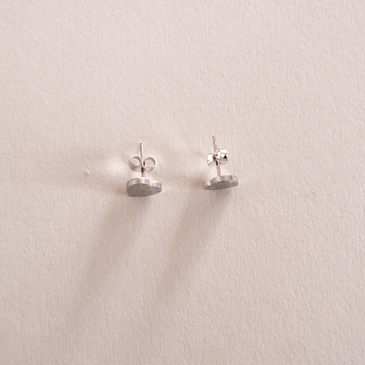 Brincos coração Vira