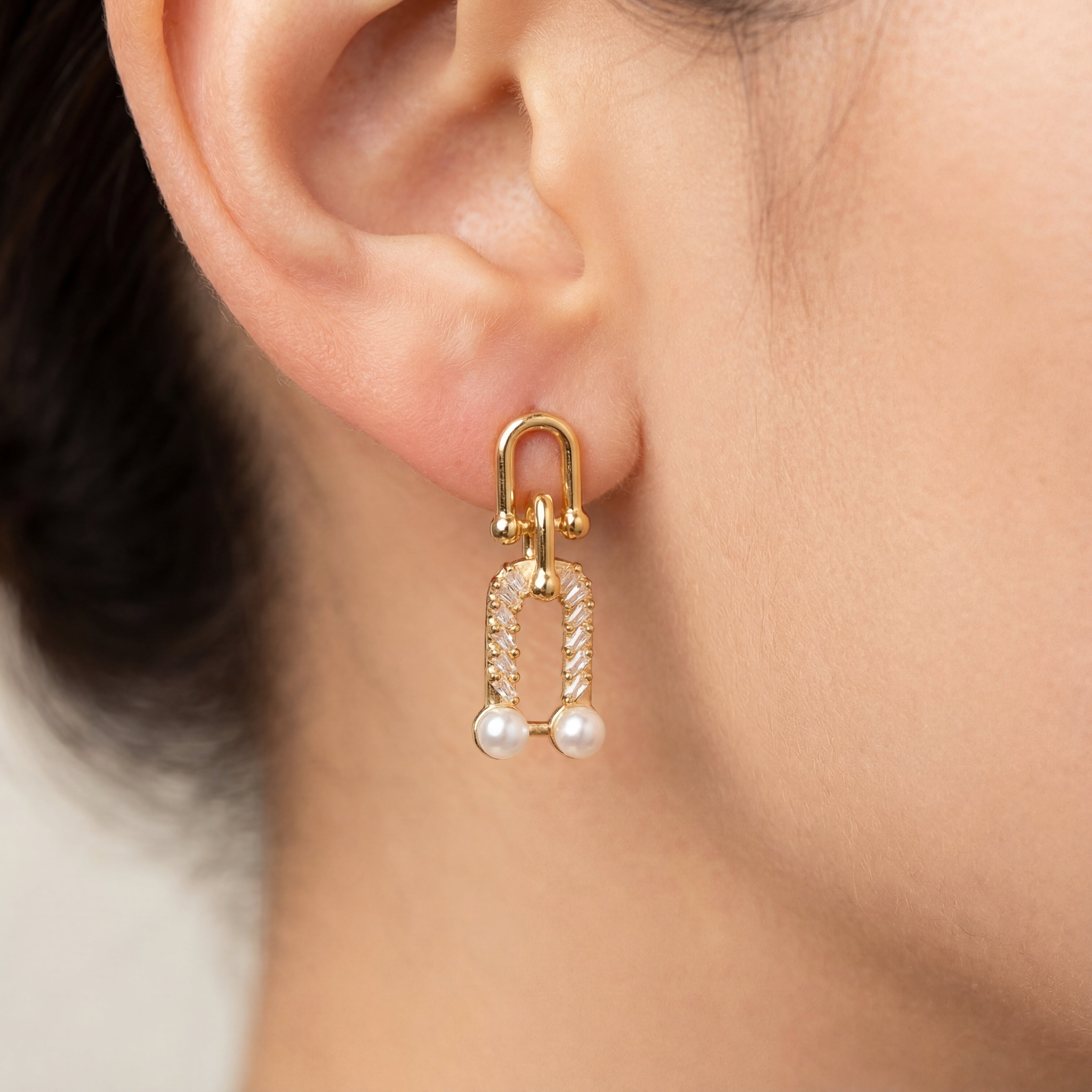 Chain Pearl Duo Earrings
