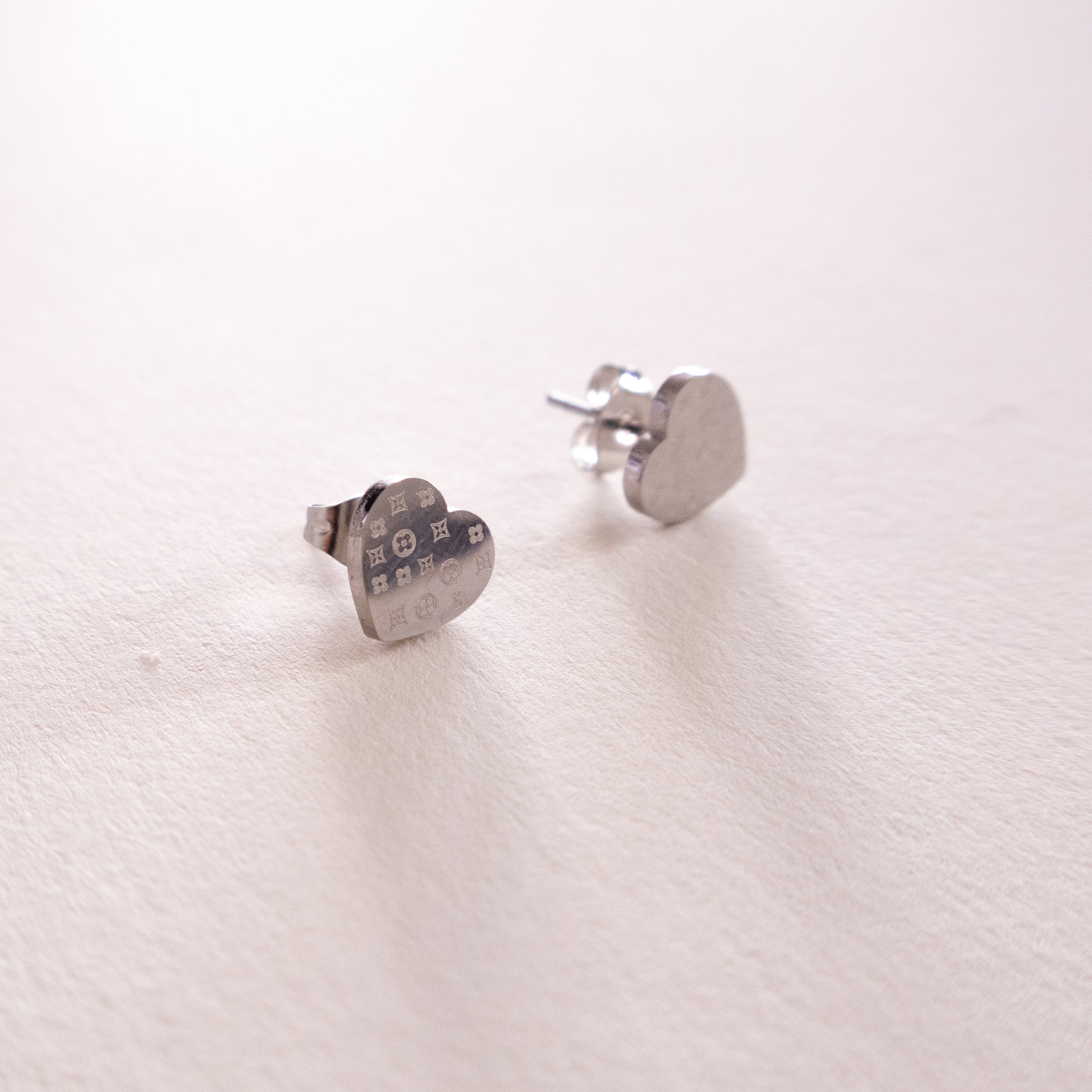 Vira Heart Stud Earrings
