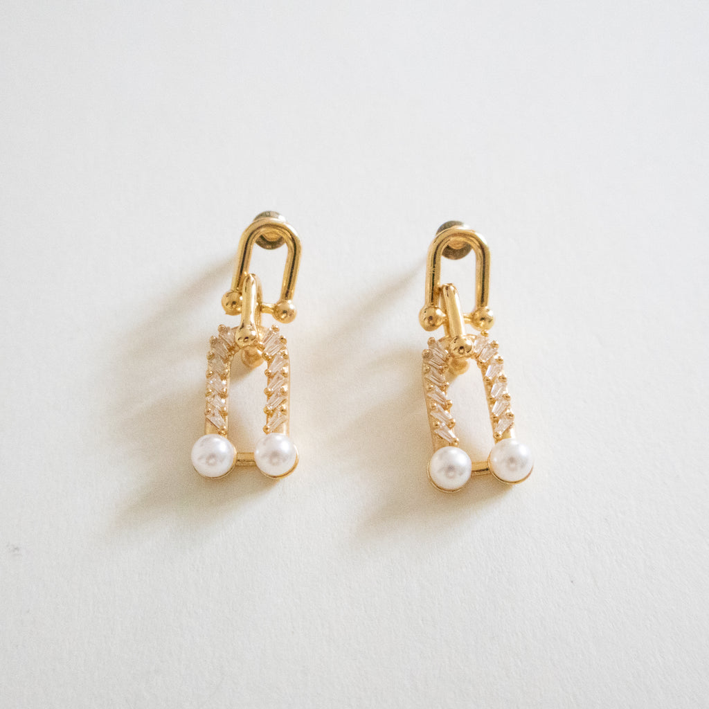 Chain Pearl Duo Earrings