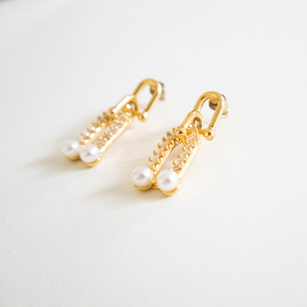 Chain Pearl Duo Earrings