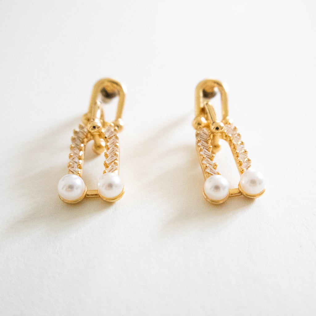 Chain Pearl Duo Earrings
