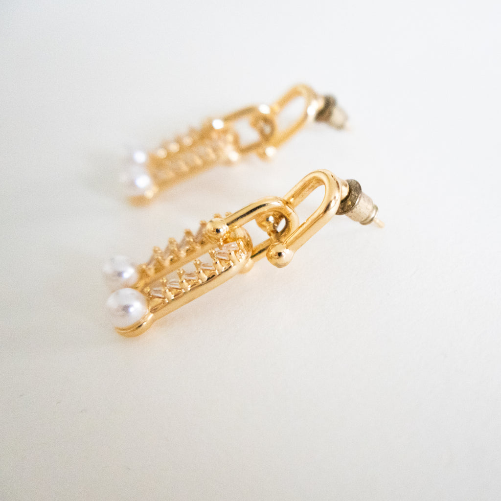 Chain Pearl Duo Earrings