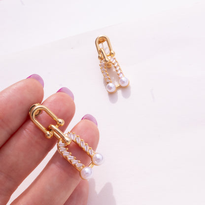 Pendientes de cadena con perlas y dúo