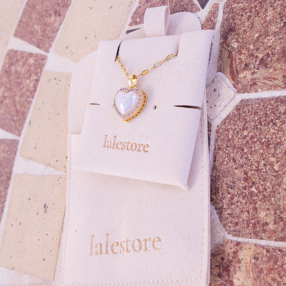 Collar con colgante de corazón con halo de cristal