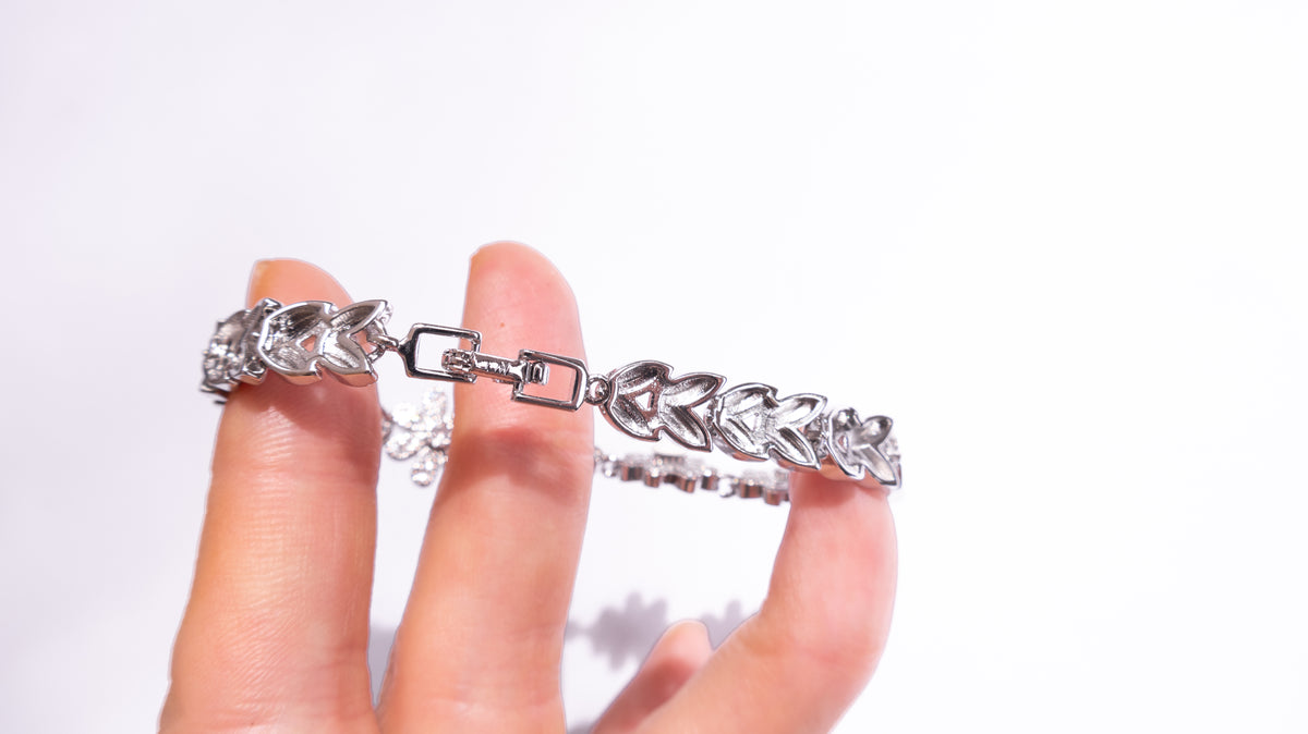 Margarida Sea Foam Daisy Bracelet