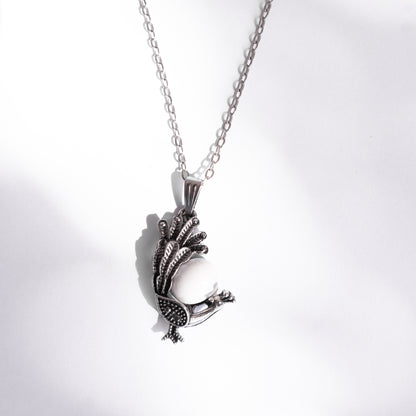 Leque Peacock Sea Foam Necklace