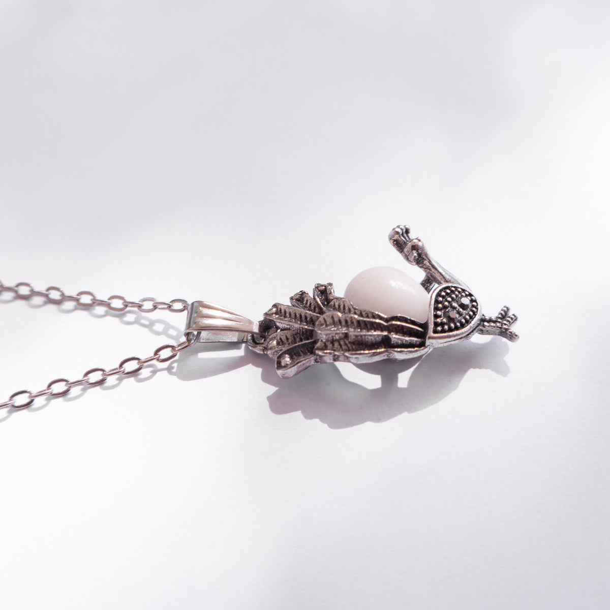 Leque Peacock Sea Foam Necklace