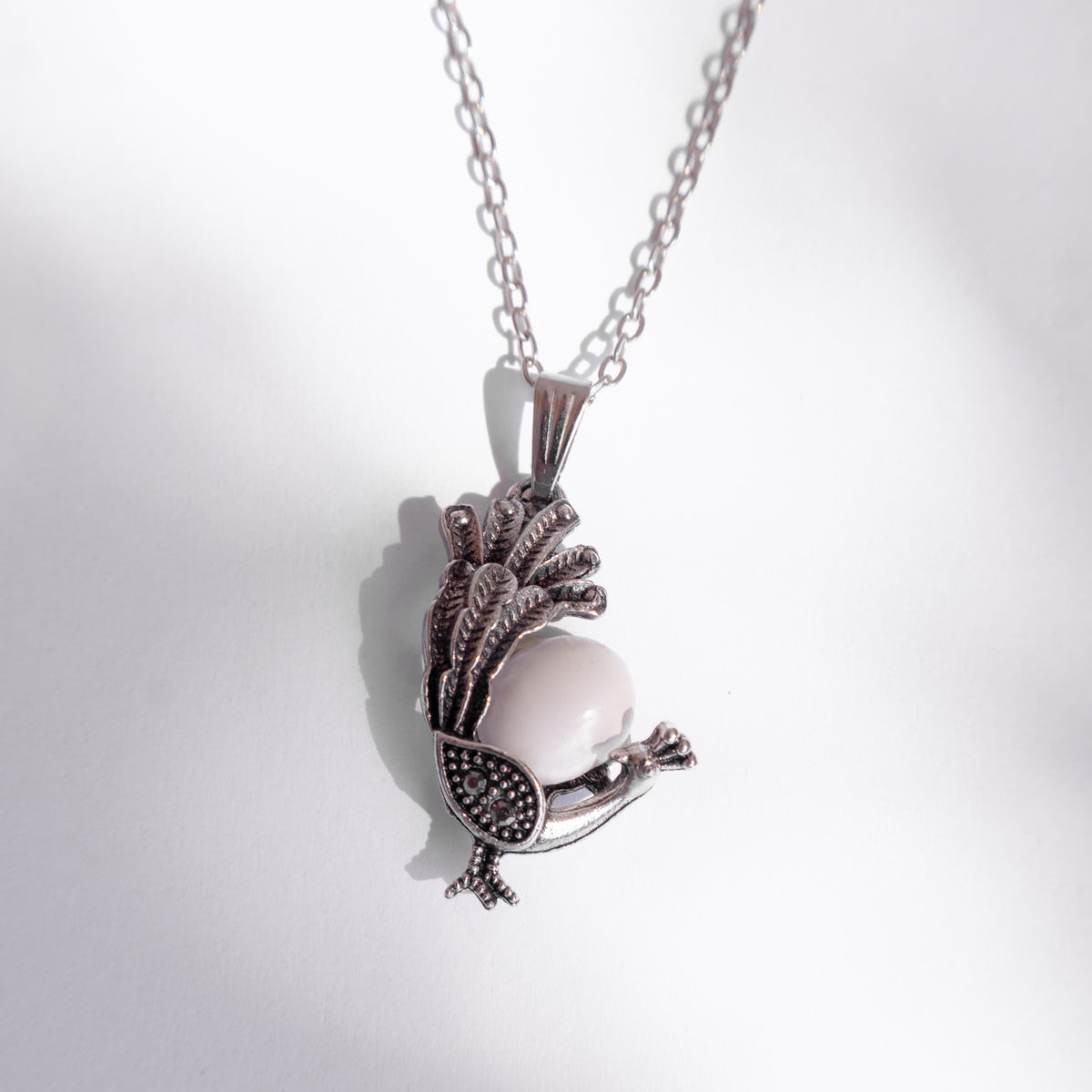 Leque Peacock Sea Foam Necklace