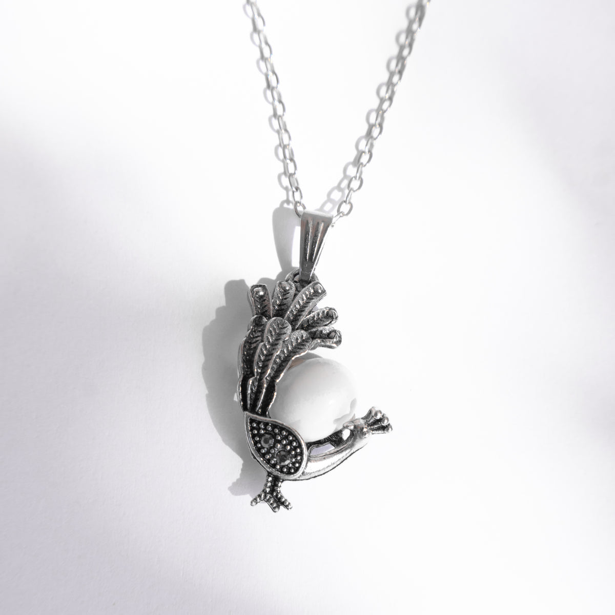 Leque Peacock Sea Foam Necklace