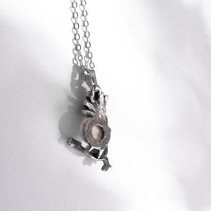 Leque Peacock Sea Foam Necklace