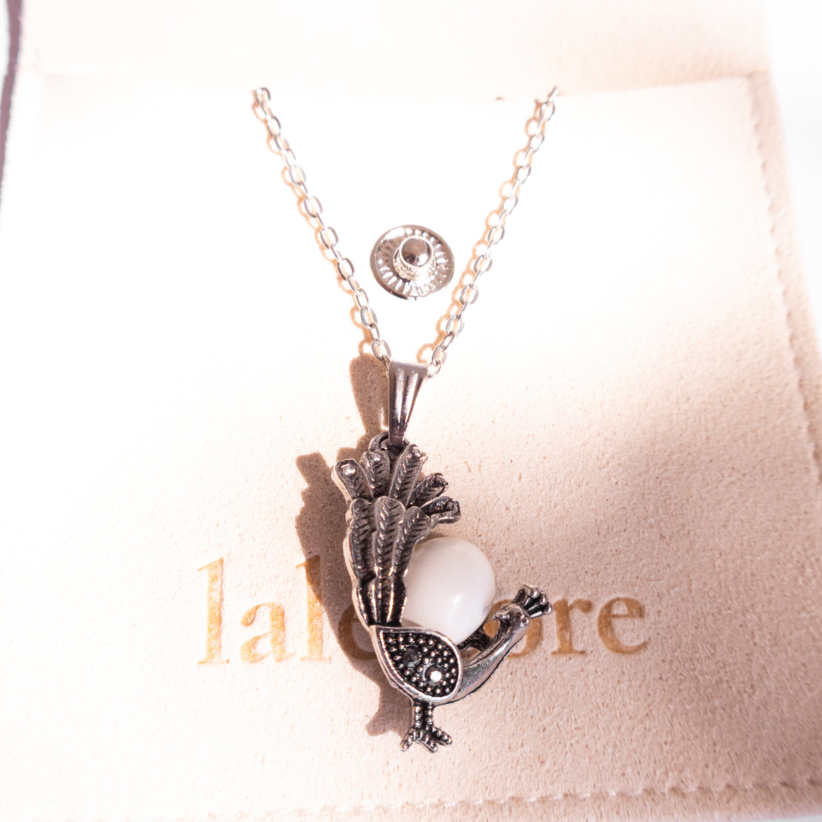 Leque Peacock Sea Foam Necklace