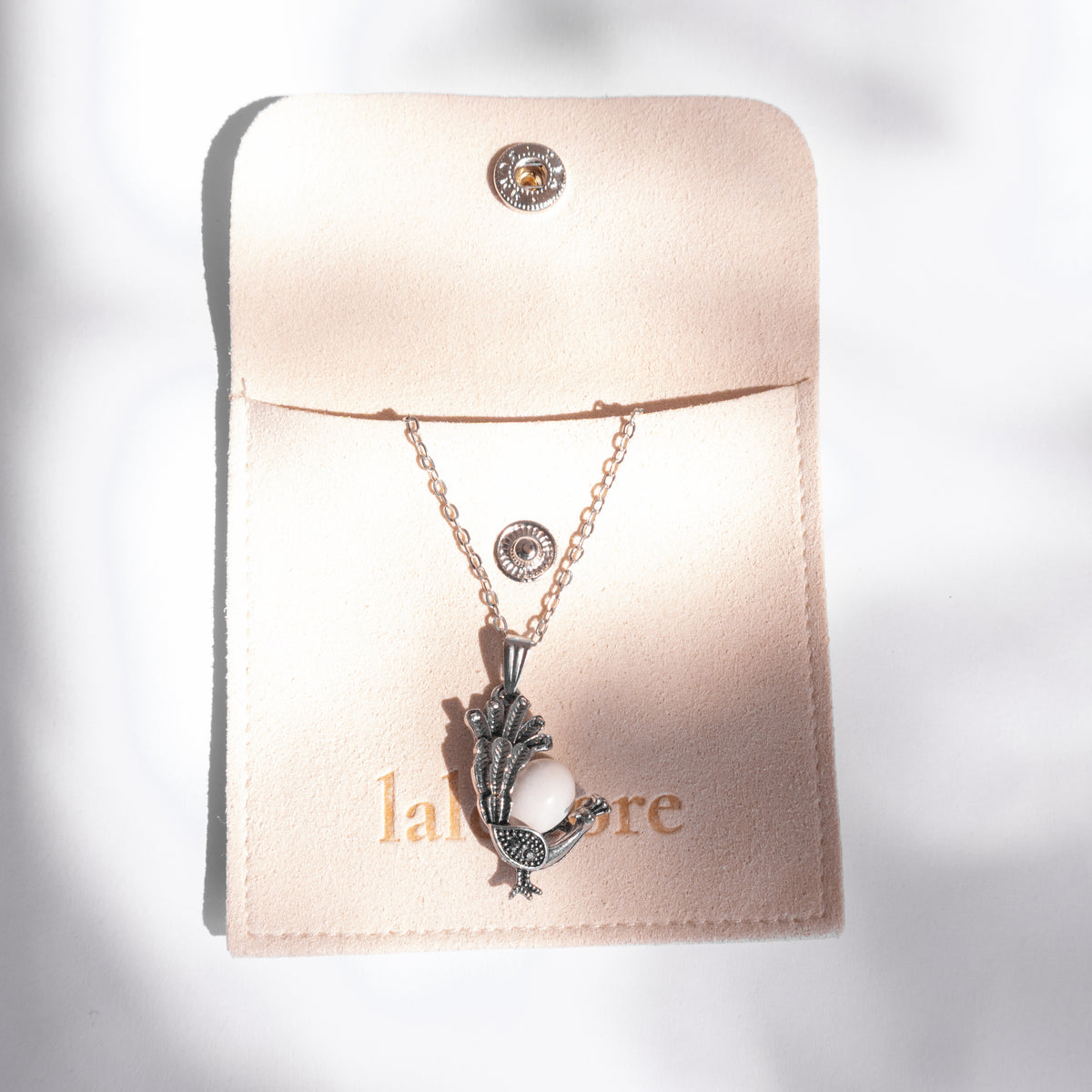 Leque Peacock Sea Foam Necklace