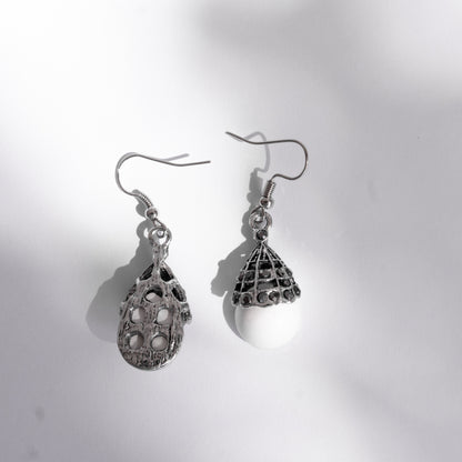 Lanterna Sea Foam Drop Earrings